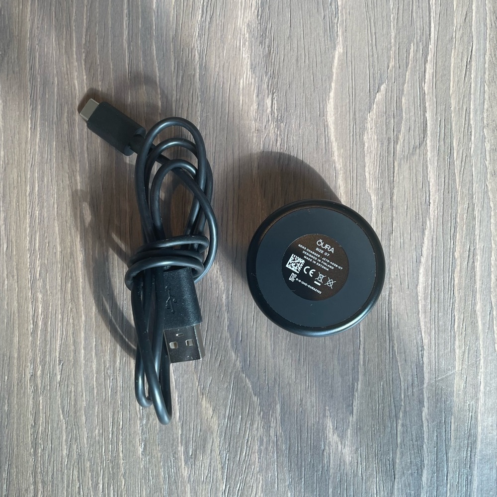 Oura fitness ring (New)